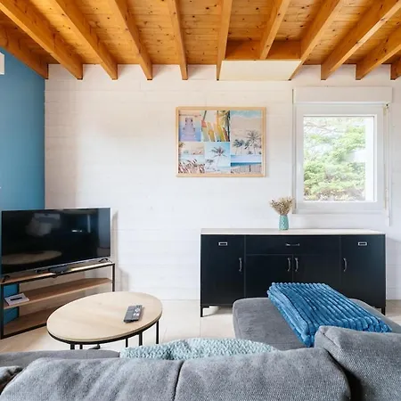 Maison Avec Grand Jardin A 400m De La 펜션 바르네빌카테레
